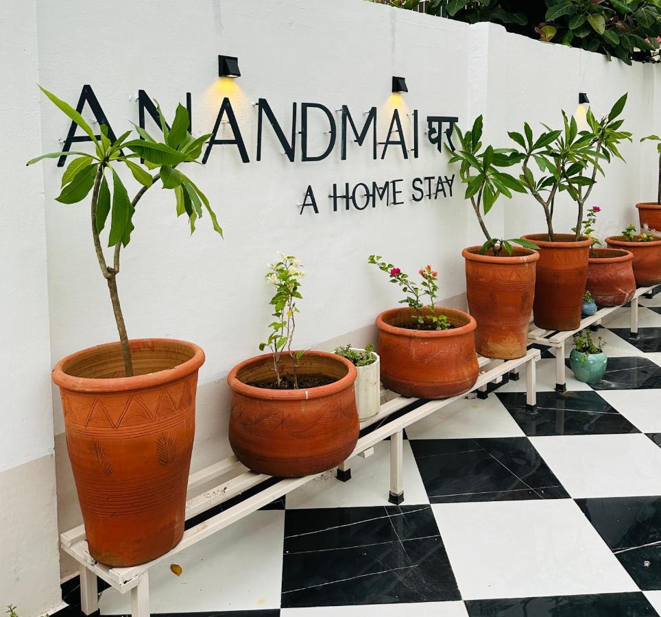 Anandmai Ghar - A Homestay In Gválijar Exteriér fotografie